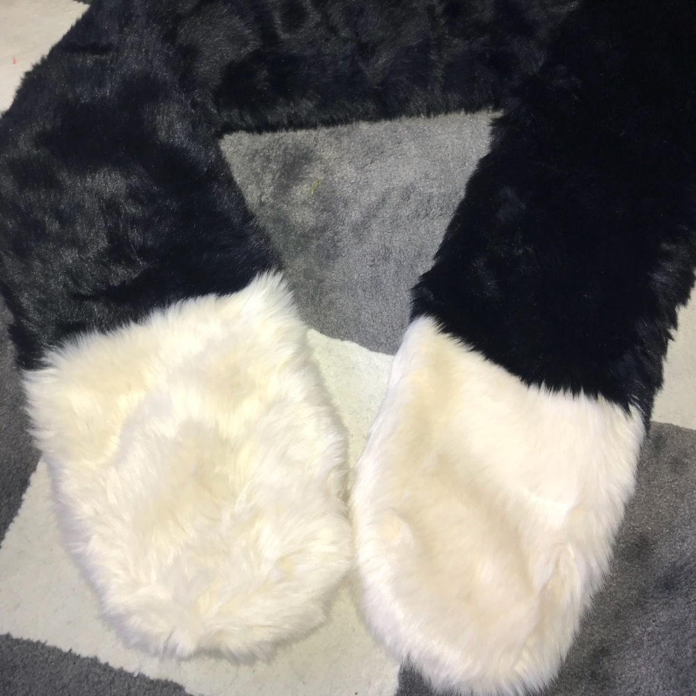 Large fur stole two toned